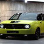 El Honda E era un homenaje a los diseños retro-futuristas, pero su forma redondeada y sus faros con forma de ojo lo hacían parecer más un personaje sacado de un dibujo animado que un coche real. Aunque su diseño era único, muchos lo comparaban con una versión más fea del Mini Cooper, pero con una estética que parecía haber salido del mundo de Thomas el tren. Disponible solo en Japón, el Honda E se ganó fama por su diseño tan peculiar, pero no logró calar en el mercado global.