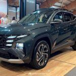 El Hyundai Tucson Híbrido es otro modelo que sobresale en 2025 por su fiabilidad y durabilidad. Con una garantía extensa y componentes de alta calidad, el Tucson Hybrid está diseñado para resistir el paso del tiempo, lo que lo convierte en una opción ideal para quienes buscan un vehículo que pueda soportar los rigores del uso diario. Su diseño moderno y sus avanzadas características tecnológicas ofrecen una experiencia de conducción cómoda y agradable. Además, su inclusión en las listas de los SUV más confiables de 2025 refuerza su reputación como una excelente opción a largo plazo para quienes buscan una inversión segura.