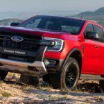 Si buscas una camioneta más compacta, la Ford Ranger es una opción a considerar. Con un precio inicial de $30,769, la Ranger 2025 ofrece un gran valor si lo que buscas es una camioneta confiable y asequible. Además, según JD Power, la Ranger 2023 recibió una calificación de 87 sobre 100 en fiabilidad, lo que la convierte en una de las camionetas medianas más confiables.