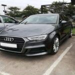 El Audi A3, un coche de lujo compacto, es conocido por su diseño atractivo y su excelente rendimiento. Sin embargo, sus problemas eléctricos son algo de lo que los propietarios deben ser conscientes. Problemas con el alternador y la batería, junto con fallos en el módulo de control de la transmisión y el freno de estacionamiento, son comunes en este modelo. Estos problemas pueden afectar la comodidad y la seguridad del vehículo, haciendo que los propietarios tengan que realizar más trabajos de mantenimiento de los que originalmente esperaban.