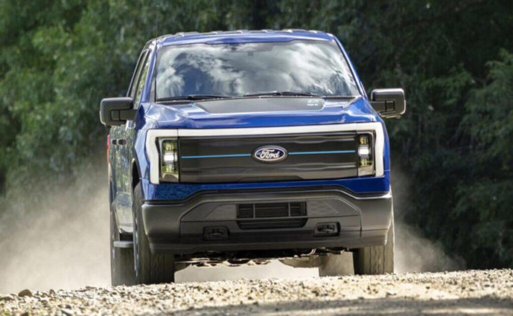 Las ventas de vehículos eléctricos de Ford despegan como las ofertas del Black Friday.