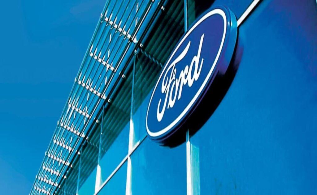 Ford honra a mujeres legendarias en el mes de la herencia hispana.