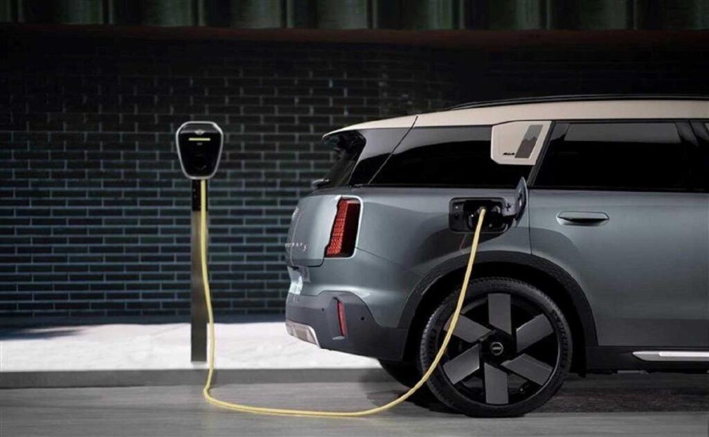 MINI ChargeForward: El Nuevo Programa de Carga Inteligente que Revoluciona la Electrificación.