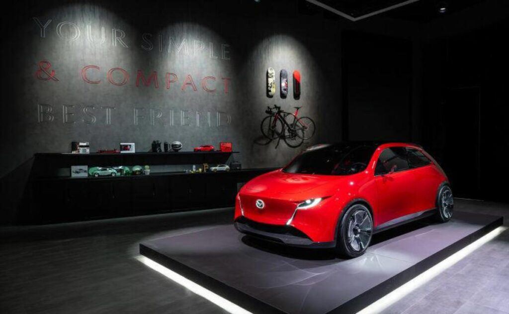 Mazda redefine el futuro del automovilismo con dos prototipos Vision en el Salón de la Movilidad de Japón 2025.