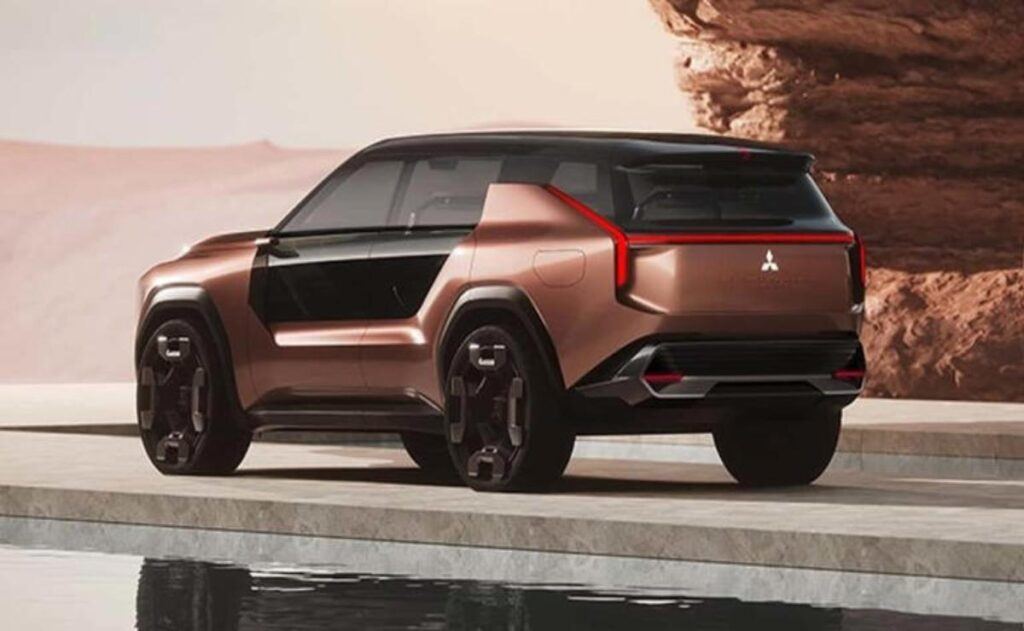 Mitsubishi Elevance Concept: un SUV híbrido de cuatro motores y gasolina neutra en carbono.
