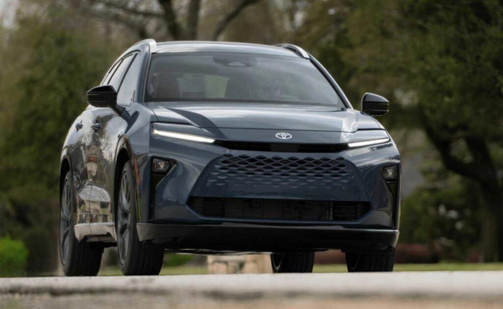 Toyota Crown Signia 2025: el SUV de lujo que está desafiando el mercado.