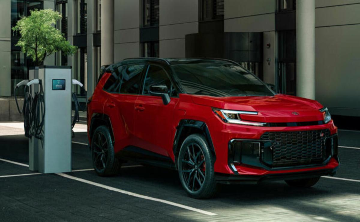Toyota vende solo 18 vehículos eléctricos en Japón: una caída alarmante.