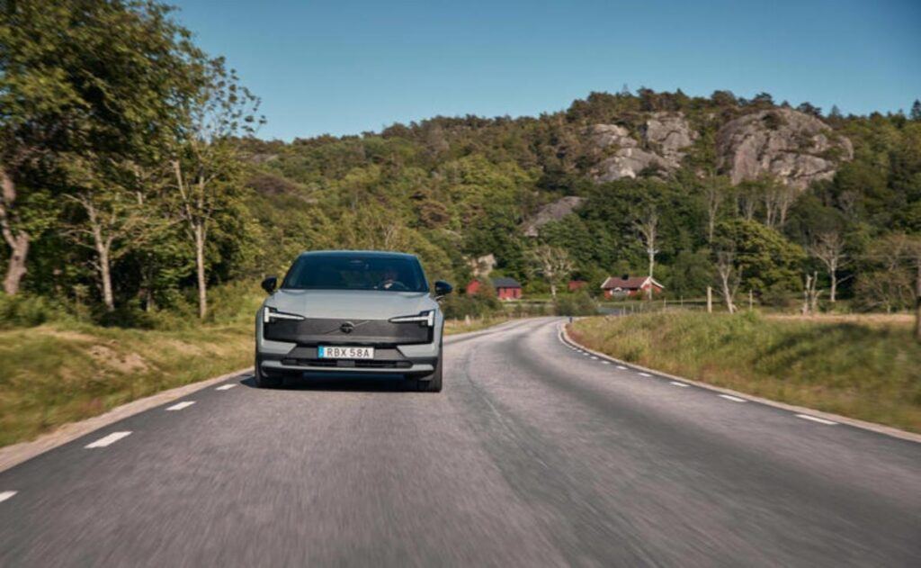 Volvo reconsidera su sistema de entrada con tarjeta llave tras quejas de consumidores.