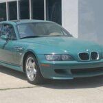 El BMW Z3 M Coupé de 1998 tiene el dudoso honor de ser considerado uno de los autos más feos de la historia de la marca alemana. Con su inconfundible forma de 
