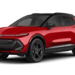 Autonomía máxima por carga: 319 millas
El Kia EV6 se ha ganado una excelente reputación por su estilo moderno y su dinámica de conducción deportiva. Este SUV eléctrico compacto ofrece una autonomía máxima de 319 millas, lo que lo coloca entre los más eficientes del mercado. Con un precio inicial de $44,375, el EV6 es ideal para quienes buscan una opción eléctrica asequible con una conducción ágil y un diseño atractivo.

Si bien su capacidad de carga es relativamente buena, algunos usuarios han comentado que la calidad de la conducción puede sentirse algo rígida, lo que se puede atribuir a sus características de rendimiento más orientadas al estilo deportivo. A pesar de esto, el EV6 sigue siendo una excelente opción para quienes valoran la estética y la eficiencia.