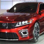 Longevidad media: 261,000 km
El Honda Accord es otro coche que destaca por su fiabilidad y longevidad. Con un motor V6 suave y eficiente, los modelos entre 2006 y 2012 son particularmente confiables. El coste de reparación anual es de unos $400, un precio razonable dado el valor y la durabilidad del coche. Su vida útil media es de 261,000 km, con un 26% de probabilidad de alcanzar los 200,000 km. El Accord ha sido un pilar en el mercado de coches usados debido a su robustez y bajo coste de mantenimiento.