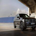 BMW ha mejorado significativamente en términos de fiabilidad en los últimos años. Aunque históricamente la marca ha sido conocida por sus problemas crónicos, los modelos recientes de BMW, como el Serie 3 y el X3, han demostrado una durabilidad impresionante. En 2024, BMW fue incluida en el ranking de las marcas más fiables, superando a otras marcas premium tradicionales. Además, su tecnología y calidad de construcción han sido elogiadas, especialmente en sus modelos híbridos como el i4. Los propietarios de BMW ahora pueden disfrutar de una experiencia deportiva sin preocuparse por las reparaciones costosas.