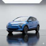 El Chevrolet Bolt EUV se presenta como una opción económica en el mundo de los vehículos eléctricos. A un precio aproximado de 28,000 dólares, ofrece una autonomía de 247 millas, lo que lo convierte en un coche práctico para la vida diaria. A pesar de algunos problemas pasados con la batería, la versión más reciente del Bolt EUV ha mejorado considerablemente, y su sistema Super Cruise permite una conducción autónoma suave y eficiente. Aunque no destaca por su diseño llamativo, cumple perfectamente con las necesidades de los conductores urbanos que buscan un coche económico y funcional.