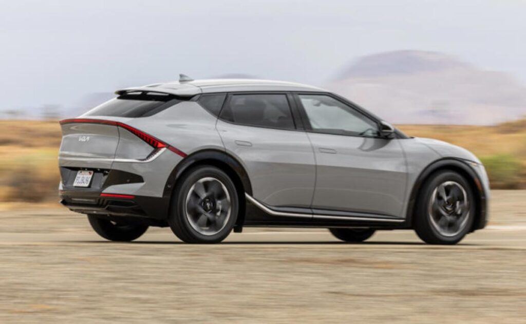 Hyundai enfrenta una demanda por motores defectuosos que podrían autodestruirse.