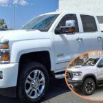 5 camionetas pickup preparadas para transportar equipo al campamento.