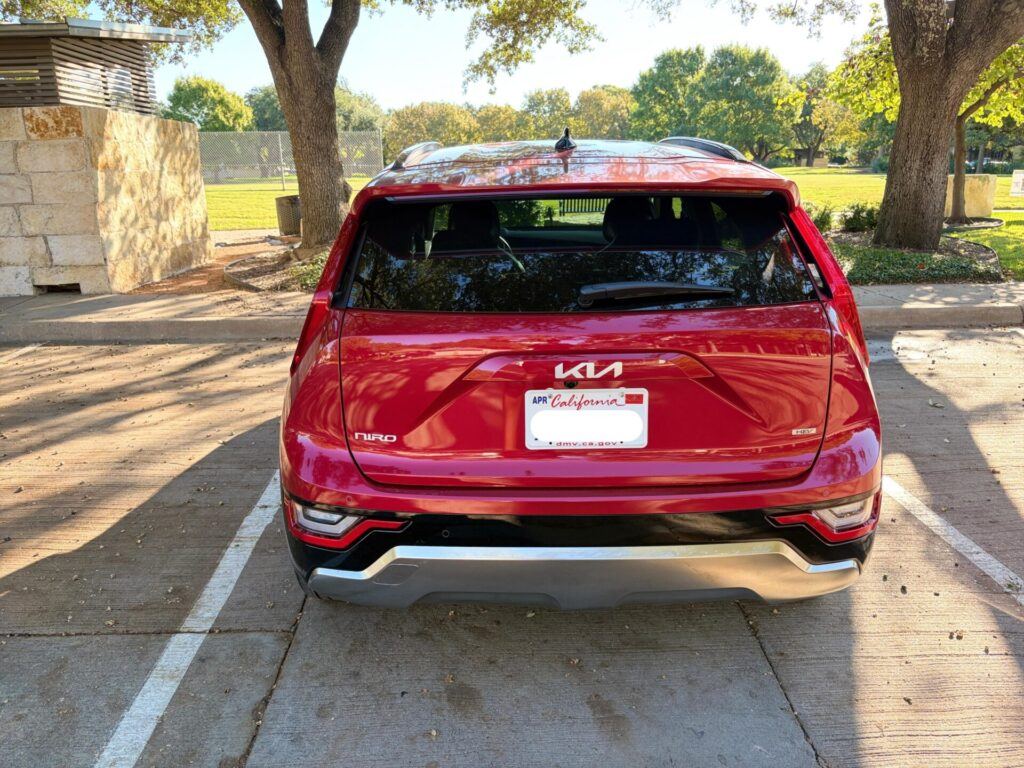Trasera de un Kia Niro 2025