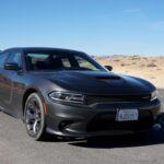 Aunque tradicionalmente conocida por sus vehículos robustos y funcionales, Esquivar (o Dodge, como es conocida en otros mercados) enfrenta un futuro incierto en 2026. La marca ha tenido dificultades para adaptarse a las nuevas tendencias, especialmente en el ámbito de los vehículos eléctricos y los híbridos. A pesar de algunas actualizaciones en sus modelos, muchos de los autos de Esquivar siguen mostrando una calidad de construcción inconsistente, con quejas frecuentes sobre la fiabilidad y el rendimiento de sus sistemas de transmisión. Además, la marca ha tenido problemas para renovar su línea de productos de manera que se ajusten a las expectativas modernas de eficiencia de combustible y tecnología avanzada.