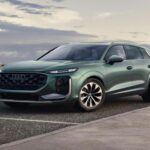 El Audi Q3 2026 marca el inicio de una nueva era para este crossover subcompacto de lujo. Con un diseño más sofisticado y una plataforma renovada, el nuevo Q3 ofrece mayor eficiencia y más espacio en su interior, lo que mejora su confort sin sacrificar la practicidad. Su parrilla más grande, los faros LED más delgados y un estilo atlético le otorgan una presencia más imponente en la carretera.