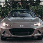 El roadster japonés por excelencia demuestra que la fiabilidad no está reñida con la diversión. Su motor atmosférico 2.0 de 181 CV, su peso ligero y una mecánica sencilla lo convierten en un coche muy duradero. Con un precio inicial de 29.330 dólares, es uno de esos deportivos que envejecen con dignidad y pocos problemas.