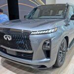 El Infiniti QX80 es un SUV de lujo que, por lo general, cumple con los estándares de fiabilidad y acabado. Sin embargo, no ha logrado retener su valor como otros SUVs de lujo. En los primeros años de propiedad, el QX80 pierde alrededor del 50% de su valor, lo que es una cifra alarmante para los compradores interesados en una inversión de largo plazo. A pesar de ser relativamente nuevo en la línea de Infiniti, el QX80 no ha logrado destacarse en un mercado de SUVs de lujo saturado, lo que también afecta su valor de reventa.