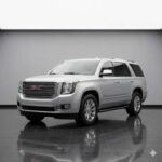 El GMC Yukon es básicamente el Chevy Tahoe pero con un toque más lujoso. Con un precio inicial de 62,000 USD, el Yukon ofrece la misma durabilidad y capacidad de remolque, pero con un interior de calidad superior, que incluye detalles en madera y una cabina mucho más silenciosa. Equipado con un motor V8 de 420 hp o un motor diésel más eficiente en cuanto a consumo, el Yukon puede remolcar hasta 8,400 libras.