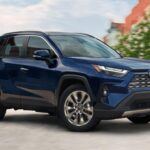 Un SUV equilibrado en todos los sentidos. El RAV4 apuesta por un motor 2.5 de 203 CV, robusto y probado hasta la saciedad. Su precio de partida de 28.850 dólares y su fama de indestructible lo han convertido en uno de los coches familiares más fiables del mercado.