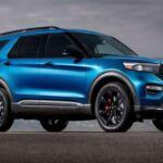 En febrero de 2025, Ford anunció un retiro masivo de 240,510 unidades de los modelos Ford Explorer 2020-2021 y Lincoln Aviator 2020-2021. El problema radica en los cinturones de seguridad, que tenían anclajes y hebillas defectuosos. Estos componentes no estaban correctamente asegurados, lo que podría comprometer la protección de los ocupantes en caso de accidente. Afortunadamente, los propietarios pueden llevar sus vehículos a los concesionarios para que los cinturones de seguridad sean inspeccionados y reemplazados sin coste alguno.