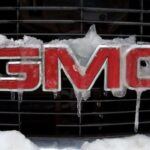 GMC, también parte de General Motors, es conocida por ofrecer vehículos robustos y resistentes, perfectos para aquellos que buscan fiabilidad y funcionalidad. El GMC Sierra y el GMC Terrain son dos ejemplos destacados de vehículos que combinan calidad de construcción con tecnología avanzada. GMC se ha ganado una reputación por ofrecer modelos que no solo sobreviven al paso de los años, sino que también destacan por su capacidad para mantenerse en excelente estado durante mucho tiempo con el mantenimiento adecuado.