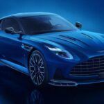 El Aston Martin DB12 S 2026 lleva el concepto del gran turismo a nuevas alturas. Con un motor V8 biturbo de 4 litros que produce 690 caballos de fuerza, este vehículo acelera de 0 a 100 km/h en 3,4 segundos y alcanza una velocidad máxima de 202 mph. Su diseño elegante y su interior de lujo, que incluye materiales premium y pantallas de última generación, hacen del DB12 S un coche tan impresionante por dentro como por fuera. Con un precio inicial de 265.500 dólares, este modelo establece un nuevo estándar en los superdeportivos de lujo.