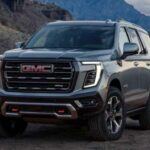 El GMC Yukon es muy similar al Tahoe, pero con un enfoque en el lujo. Sin embargo, su baja eficiencia de combustible y la tecnología obsoleta en muchos modelos usados hacen que no sea una opción ideal para los jubilados. Muchos Yukons disponibles no cuentan con características modernas de seguridad, como el frenado automático de emergencia y los sistemas de asistencia al conductor, lo que puede poner en riesgo la seguridad de los conductores mayores. Además, el alto consumo de combustible y el mantenimiento costoso son factores que desaconsejan este SUV como una opción a largo plazo.