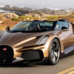 El W16 Mistral representa el canto del cisne del legendario motor de 16 cilindros. Capaz de alcanzar 261 mph, este roadster de 1.578 CV es el Bugatti descapotable más rápido de la historia. Además de despedir al W16, el Mistral combina cifras extremas con un nivel de confort y refinamiento impensable a velocidades superiores a los 400 km/h.