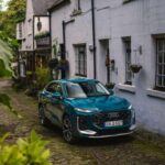 Una de las razones por las que marcas como Tesla, Lincoln y Buick logran mantener los costes bajos a lo largo del tiempo es su eficiencia en la ingeniería. Muchos de estos vehículos están diseñados con componentes duraderos y fáciles de reemplazar, lo que reduce el coste de las reparaciones. Además, marcas como Toyota, que es la matriz de Lexus, ofrecen programas de mantenimiento gratuito durante los primeros años, lo que ayuda a los propietarios a evitar costes adicionales en los primeros tiempos.