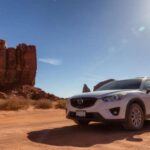 El Mazda CX-5 es un SUV compacto que ha capturado la atención de muchos compradores, destacando con una participación del 1.0% en las ventas de coches usados. Con un diseño atractivo y un interior premium, el CX-5 se ha ganado la confianza de los conductores por su experiencia de conducción dinámica y su alto nivel de fiabilidad. Además, su motor eficiente y su manejo ágil lo convierten en una excelente opción para quienes buscan un SUV compacto con una experiencia de conducción de alta calidad.