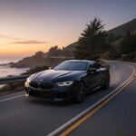 BMW ha forjado una sólida reputación por combinar lujo y rendimiento de conducción. Con un enfoque en la precisión y el control, los coches de BMW ofrecen motores potentes y una conducción dinámica. La marca se centra en crear interiores que favorezcan la experiencia del conductor, con controles intuitivos y asientos cómodos. Los BMW se sienten deportivos pero refinados, lo que los convierte en una opción popular para aquellos que desean disfrutar de un manejo ágil y emocionante, sin renunciar al lujo.