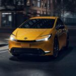 El Toyota Prius eleva la cifra hasta el 12,2%, consolidándose como uno de los híbridos más resistentes jamás fabricados. Referente histórico de la tecnología híbrida, destaca por su sobresaliente eficiencia, elevada puntuación en seguridad y una fiabilidad contrastada por millones de unidades en circulación. Su facilidad de conducción y bajo coste operativo refuerzan su atractivo a largo plazo.