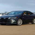 El Toyota Avalon Híbrido cierra la lista de los 5 híbridos más duraderos de 2025, con un 9,7% de posibilidades de superar los 400.000 kilómetros. Aunque su porcentaje de longevidad es más bajo que el de otros modelos como el Highlander o el RX Híbrido, el Avalon Híbrido sigue siendo un vehículo extremadamente fiable y duradero, que ofrece una excelente relación calidad-precio.