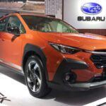 El Subaru Crosstrek Hybrid 2025 es una de las opciones más interesantes para quienes buscan un híbrido enchufable con capacidad para todo tipo de terrenos. Su sistema de tracción integral y su alta distancia al suelo lo hacen adecuado tanto para la ciudad como para aventuras fuera de la carretera. La autonomía eléctrica del Crosstrek Hybrid es ideal para desplazamientos urbanos, mientras que el motor de gasolina proporciona la flexibilidad necesaria para viajes largos y desplazamientos por terrenos más difíciles. Su diseño robusto y su fiabilidad característica de Subaru lo convierten en un vehículo confiable y versátil.