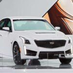 El Cadillac CTS es una prueba de que los sedanes de lujo americanos pueden ofrecer un rendimiento premium sin los costes de mantenimiento de algunos modelos europeos. Muchos de sus componentes mecánicos son compartidos con otros vehículos de GM, lo que facilita el acceso a piezas a precios razonables. Las versiones con motores V6 atmosféricos son más fáciles de mantener que los modelos con motores turboalimentados, y la mayoría de los mecánicos independientes pueden trabajar en el Cadillac CTS sin cobrar tarifas de lujo, lo que ayuda a mantener los costos controlados.