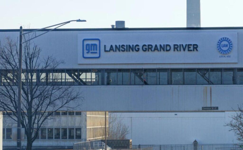 GM invierte 550 millones de dólares para asegurar la producción de vehículos de gasolina en EE.UU.