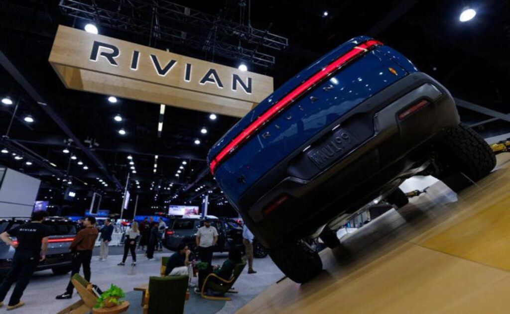 Las acciones de Rivian se disparan tras el anuncio de chips personalizados y su enfoque en inteligencia artificial.