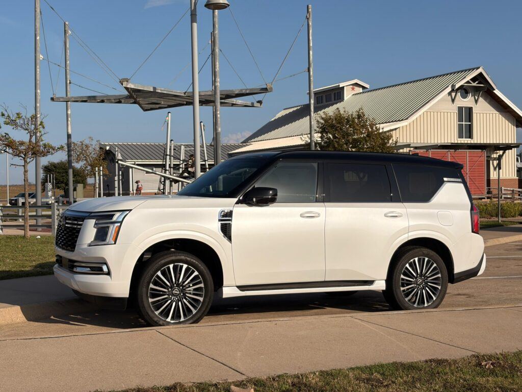 Lateral de un Armada Platinum 2026