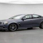 El Chevrolet SS era un secreto bien guardado detrás de una insignia que pocos recordaban. Su manejo era más agudo de lo que parecía y el interior silencioso hacía preguntarse por qué nunca tuvo éxito. Demasiado sutil para su propio bien, el SS recompensaba a quienes entendían su intención: un sedán serio, rápido y preciso, pero sin pretensiones.