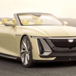 El nombre Sollei combina “SOL”, sol, y “LEI”, ocio, representando un estilo de vida al aire libre sin compromisos. Su color exterior “Manila Cream”, inspirado en un Cadillac de 1957, junto con su carrocería 2+2 descapotable y proporciones dramáticas, asegura que todos los ojos se posen sobre él.