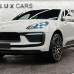 Muy caro frente a rivales mejor equipados. Carece de espacio, practicidad y, sorprendentemente, no incluye de serie frenado automático de emergencia pese a su posicionamiento premium.