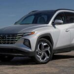 El Tucson Hybrid ofrece una electrificación suave y eficiente, con 38 mpg tanto en ciudad como en carretera. Es práctico, espacioso y más económico de operar que la mayoría de SUV de su tamaño, sin sacrificar comodidad ni funcionalidad familiar.