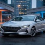 Su diseño es afilado, quizá demasiado, pero el precio sigue siendo razonable. Tiene la tecnología justa para parecer actual sin destacar en nada concreto. Muchos lo compran porque está ahí y porque se siente más nuevo de lo que indican sus cifras. No está claro si eso es siempre una ventaja.