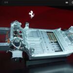 Ferrari entra en la era eléctrica con su primer modelo, previsto con cuatro motores, más de 1,000 hp y autonomía de unos 480 km. Aunque los detalles finales de diseño y precio aún se desconocen, la marca italiana promete un superdeportivo eléctrico con carácter Ferrari.