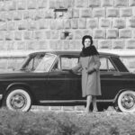 Fiat entró en el segmento de las grandes berlinas con un seis cilindros elegante y potente, capaz de superar las 100 mph. Bien terminado y muy espacioso, incluso tuvo versión familiar de lujo. Sin embargo, su conducción torpe y su posicionamiento ambiguo limitaron su impacto.