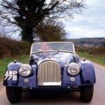 Con 10.000 unidades, el Morgan 4/4 es el modelo más duradero de la marca británica. Su combinación de diseño clásico, rendimiento y versatilidad lo mantuvo vigente durante más de 80 años.