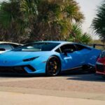 Porsche ha demostrado que es posible mantener la esencia de una marca de lujo y alto rendimiento mientras se avanza hacia la electrificación. El éxito del Taycan, su primer coche eléctrico, ha establecido a Porsche como un líder en el segmento de autos deportivos eléctricos. Con la 